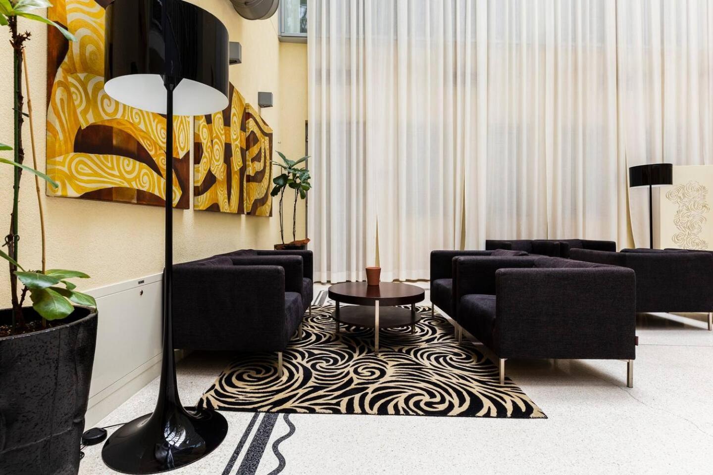 Roset Hotel & Residence 브라티슬라바 외부 사진
